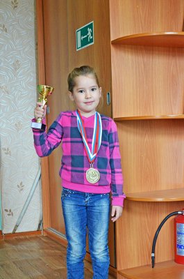 Юная шахматистка Рина Ибраева стала чемпионкой республики