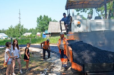 Реконструируется парк в мкр.Молодежный