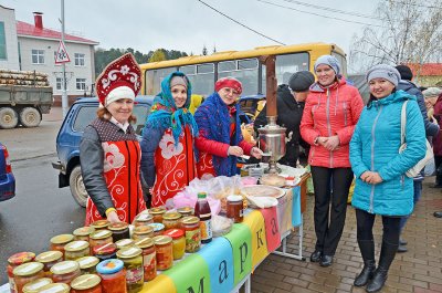 День Республики караидельцы отметили ярмаркой 