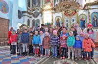 Воспитанники воскресной школы при Православном храме Михаила Архангела в с.Байки активно участвуют в культурной жизни села 