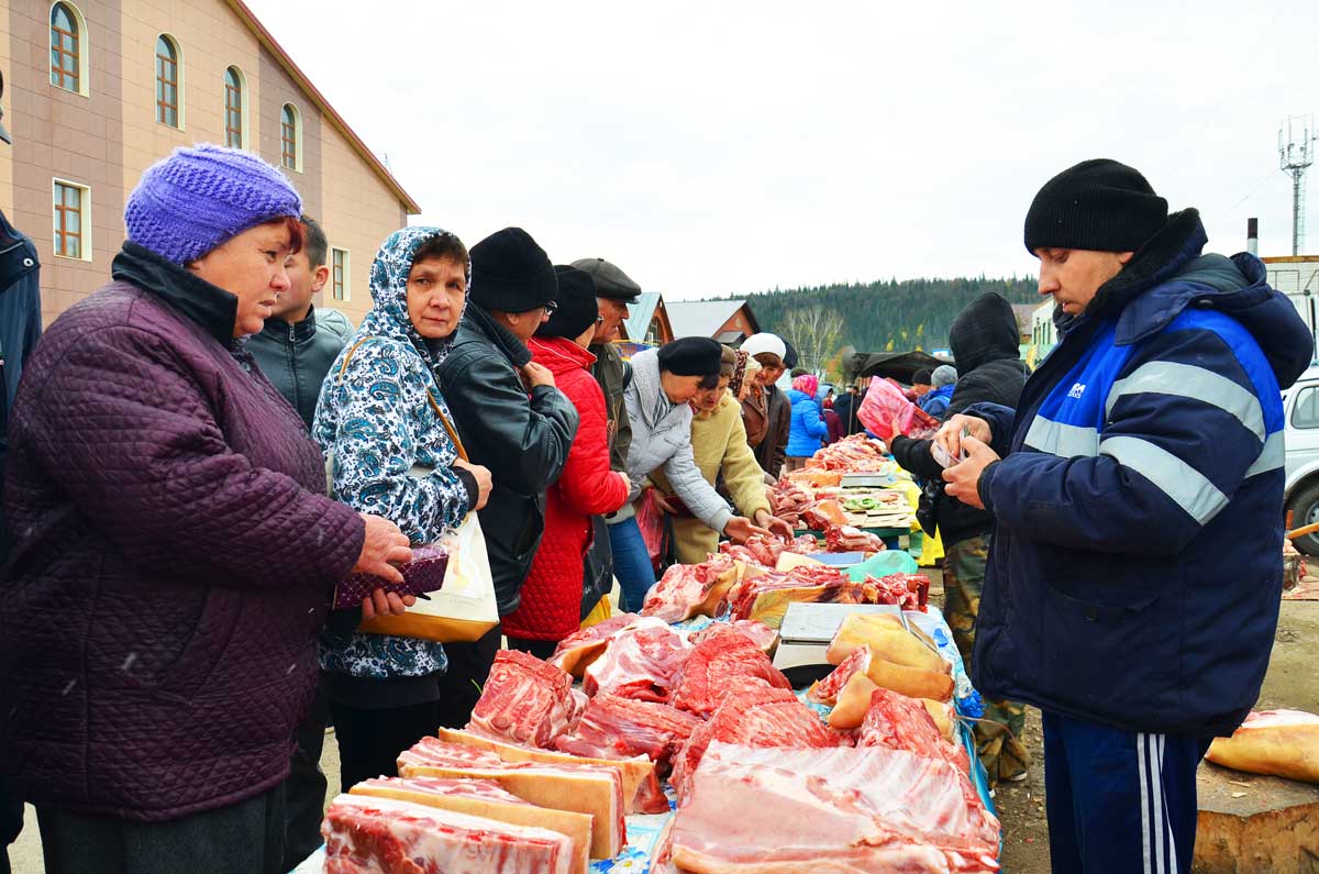 Погода в караиделе. Село Артакуль Караидельский район. Ярмарка в Караиделе. Ярмарка в Караидельской школе. Стадион Караидель.