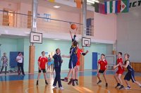 В ФОК "Олимпиец" прошел муниципальный этап Чемпионата школьной баскетбольной лиги "КЭС-баскет"