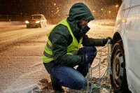 Водителей обязали надевать светоотражающие жилеты - Правительство