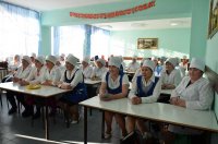С 9 по 13 января 77 поваров школьного и дошкольного питания района обучались на курсах повышения квалификации