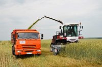 Заготовка качественных кормов - первоочередная задача тружеников ООО «Зуевское»